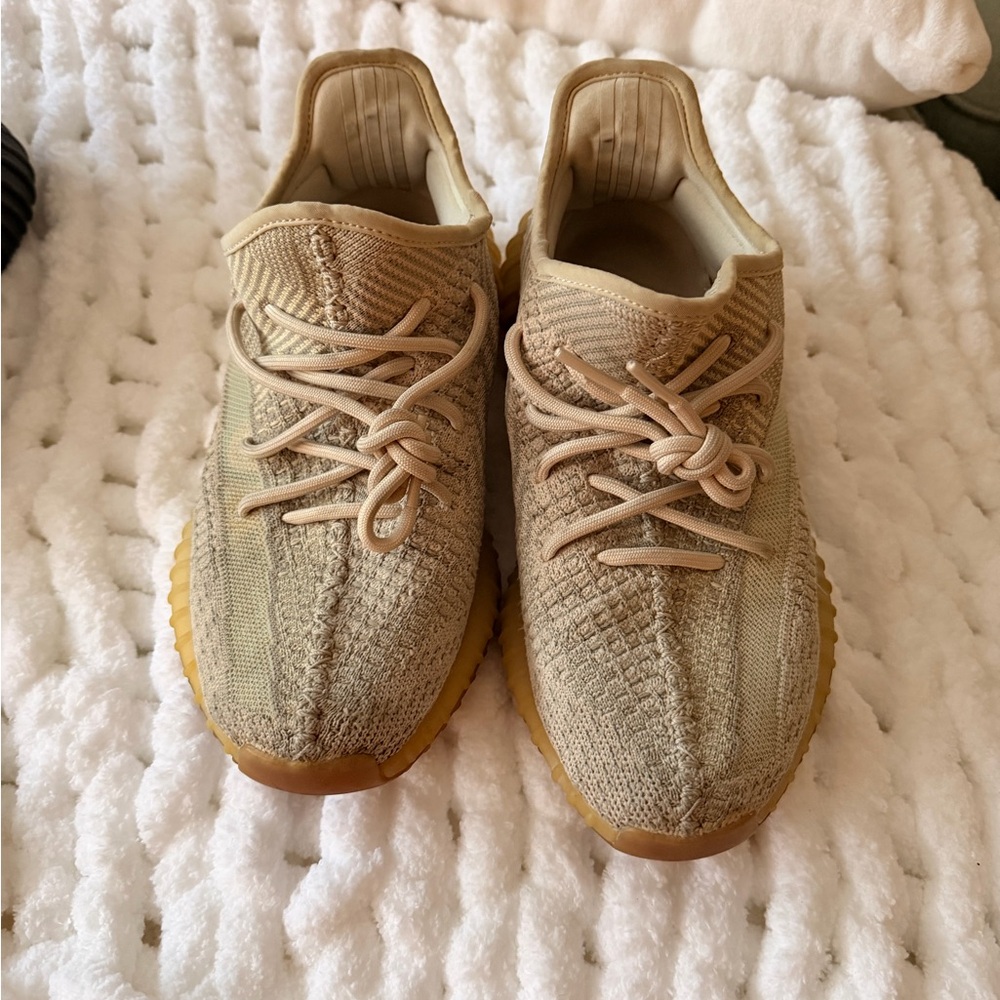 Adidas yeezys Sneakers male size 7